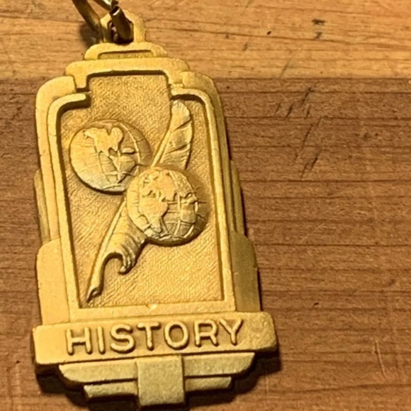 Antique 1920-1930 High School Pins & Pendant, Tonawanda, National Honor Society - Picture 11 of 16
